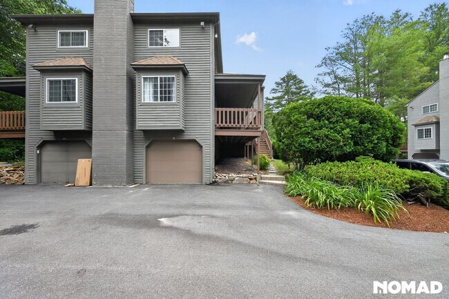 Building Photo - Spacious 3BR Condo in Ashland