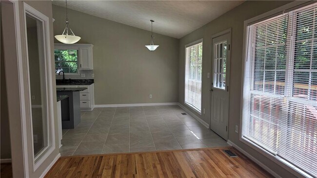 Building Photo - 2994 Hickory Run Cir NW