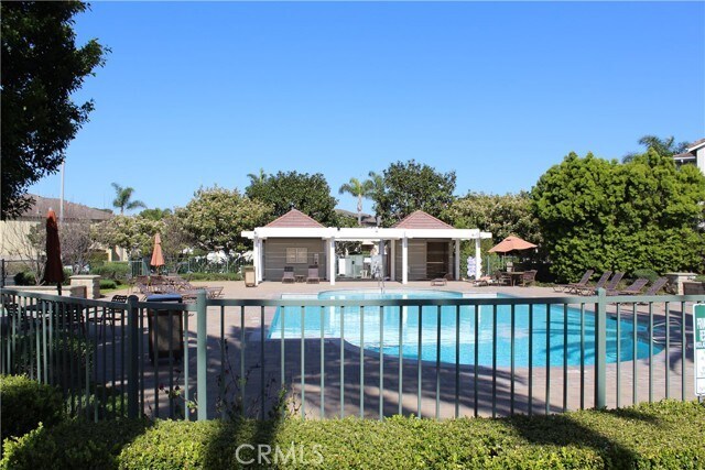 Building Photo - 7666 Park Bay Dr