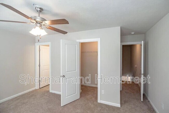 Building Photo - 757 Tarvin Cir