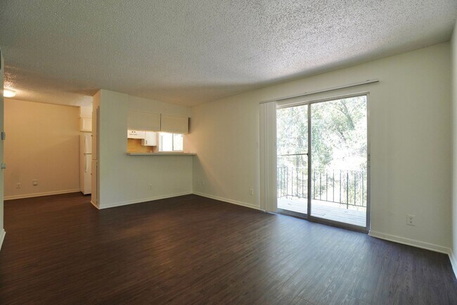 Building Photo - 2906 Sweeney Ln