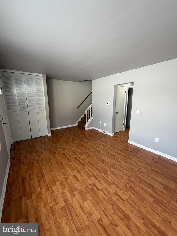 Building Photo - 1243 Peggy Dr