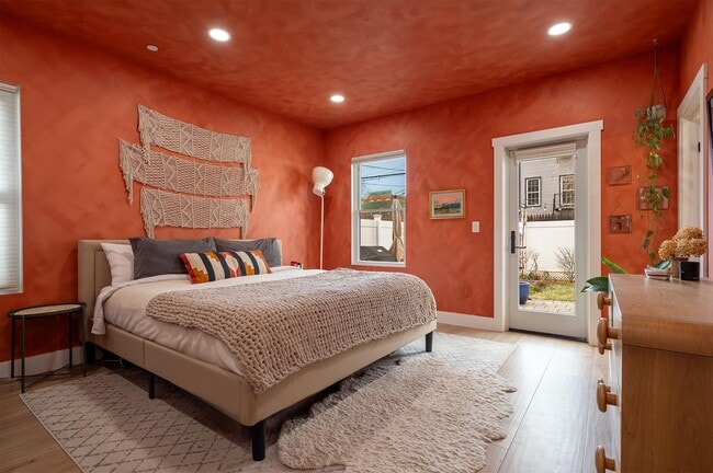 Building Photo - 201 New York Ave