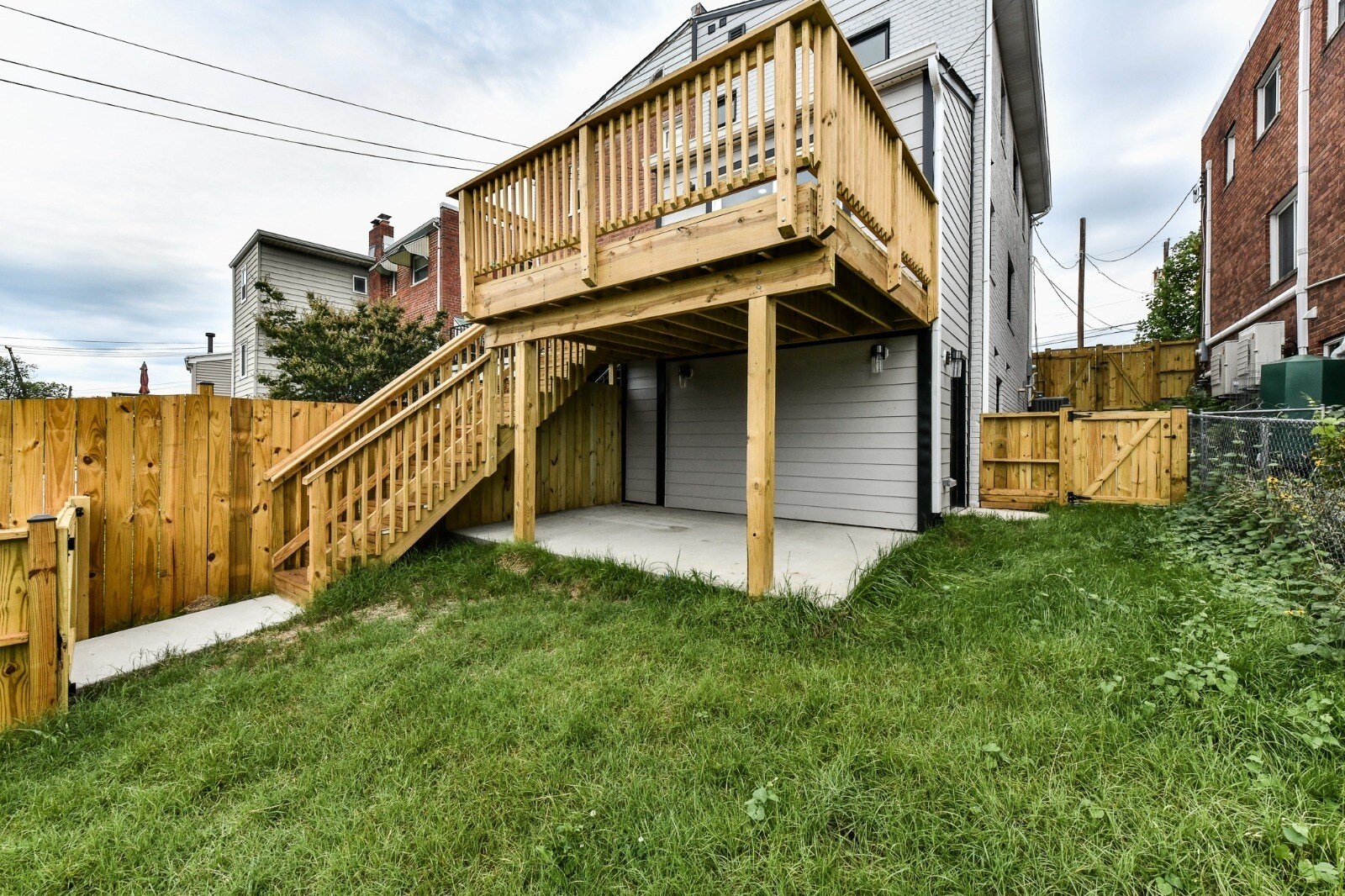 Building Photo - 5352 Chillum Pl NE