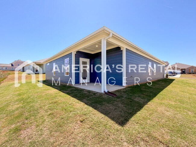 Building Photo - Modern Single Level Living at Havenridge!