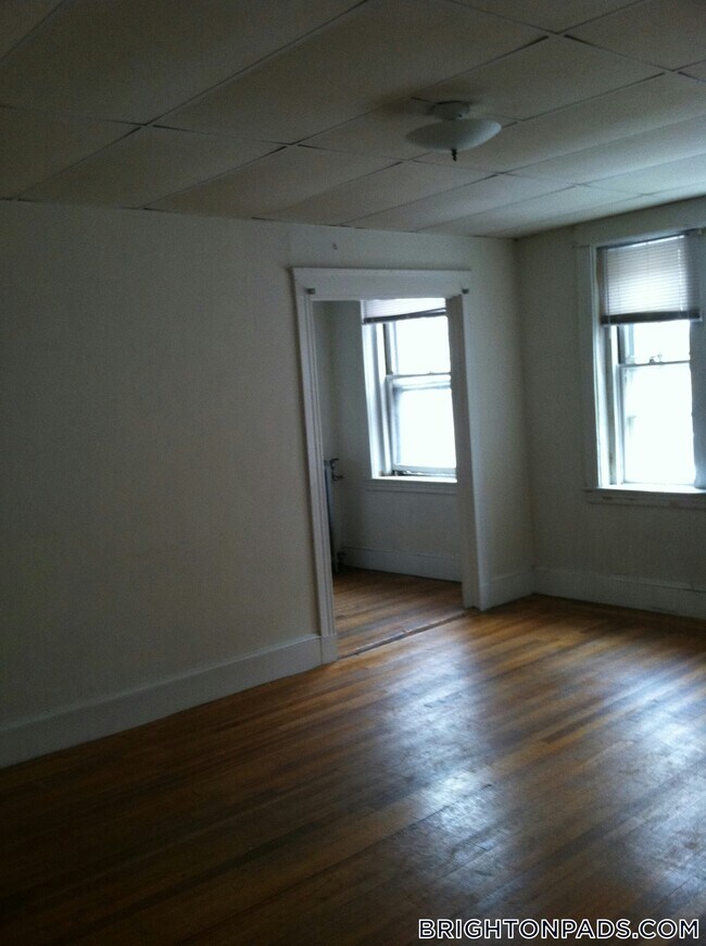 Building Photo - 1615 Commonwealth Ave