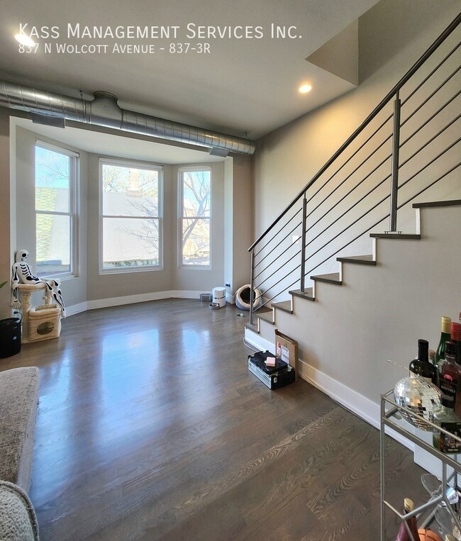 Building Photo - 837 N Wolcott Ave