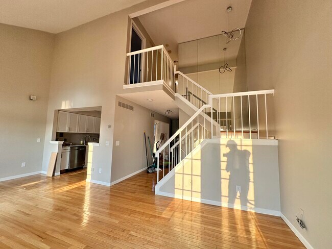 Building Photo - 43785 Stoney Ln