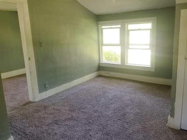 Building Photo - 8200 Wayne Ave