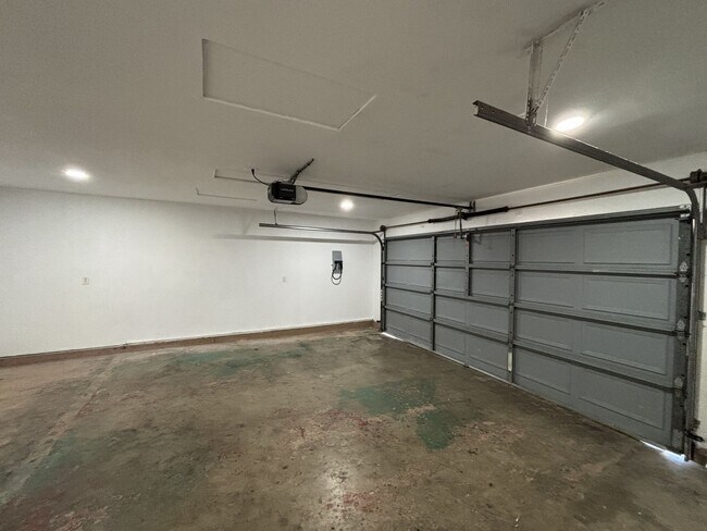 Building Photo - 7455 Baltic St