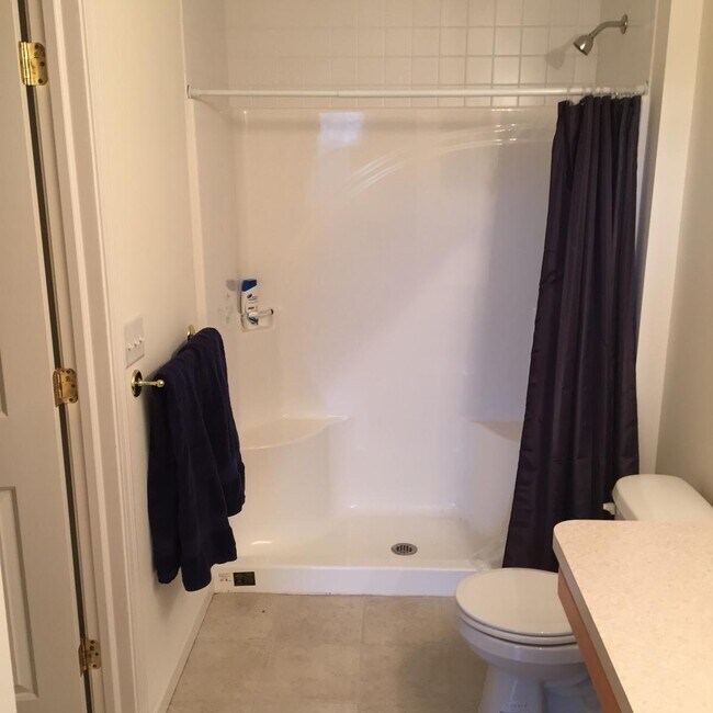 Building Photo - 6135 Quarry's Edge Ln