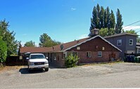 Building Photo - Rainier Court Apartments