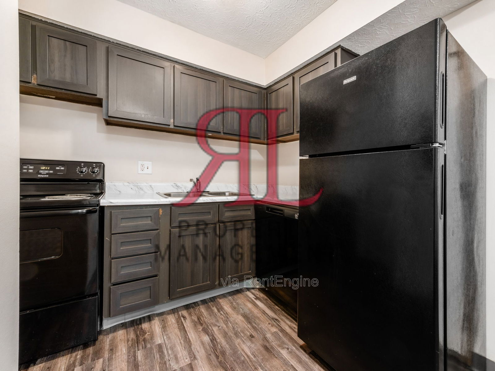 Building Photo - 5524 Kenneylane Blvd