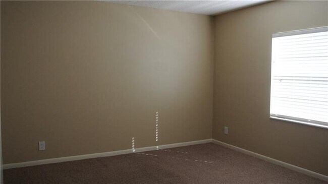 Building Photo - 8820 Royal Palm Blvd
