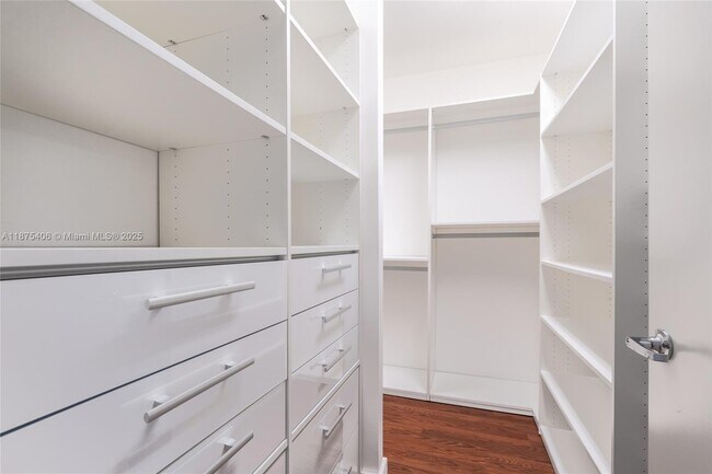 Building Photo - 10155 Collins Ave