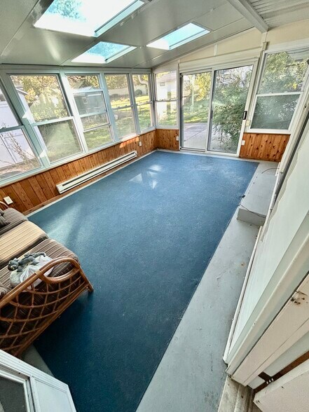 Building Photo - 1510 Jills Dr