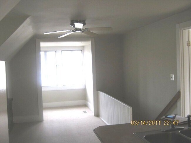 Building Photo - 126 Clay Ave