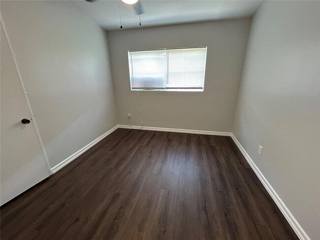 Building Photo - 1720 Miller Ave