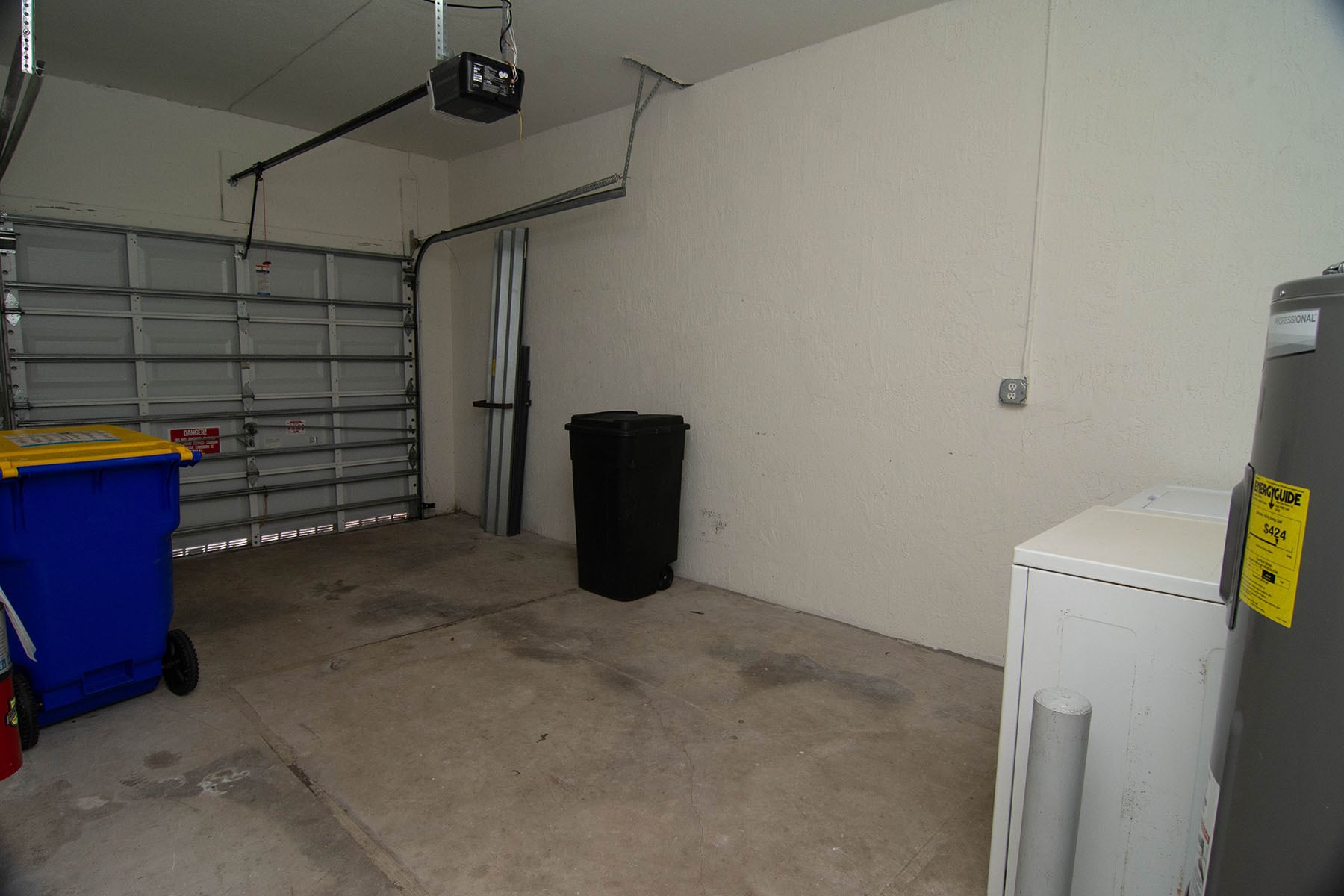 Garage - 5108 SE Mariner Garden Cir