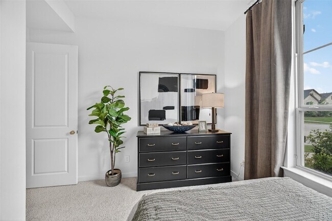 Building Photo - 4439 Stone Ridge Ln