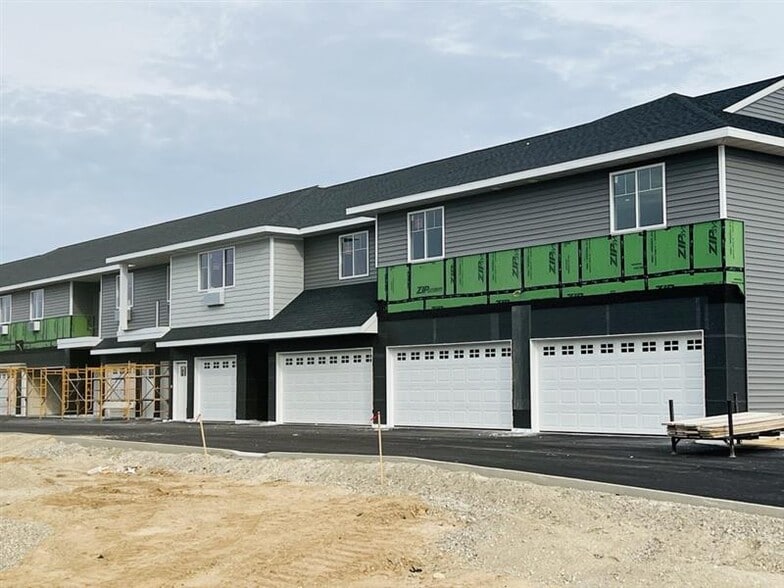 Primary Photo - Harbor Pointe