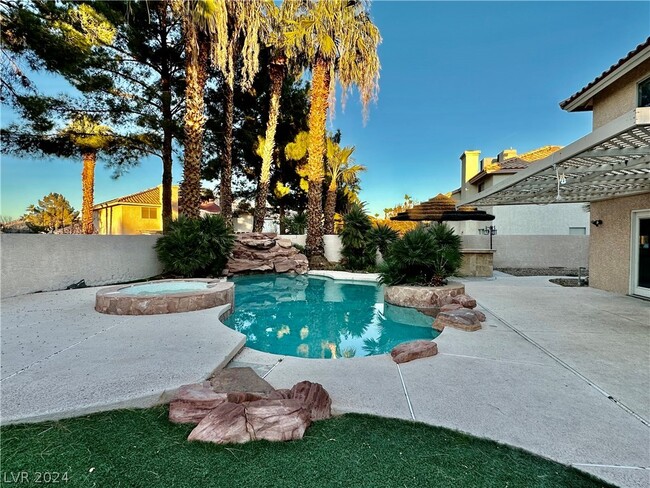 Building Photo - 1486 Powder Horn Dr