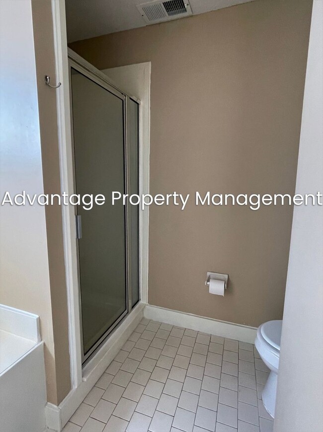 Building Photo - Nice Home In Cordova