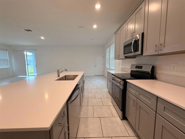 Building Photo - 2030 Shaggy Fisher Dr