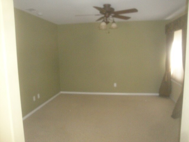 Building Photo - Beautifully upgraded Newer Home