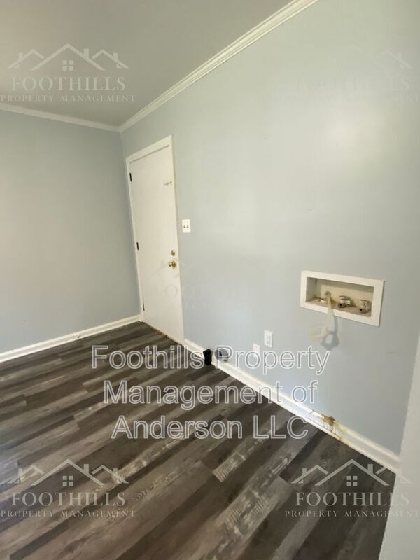 Building Photo - 3315 Berry Ln