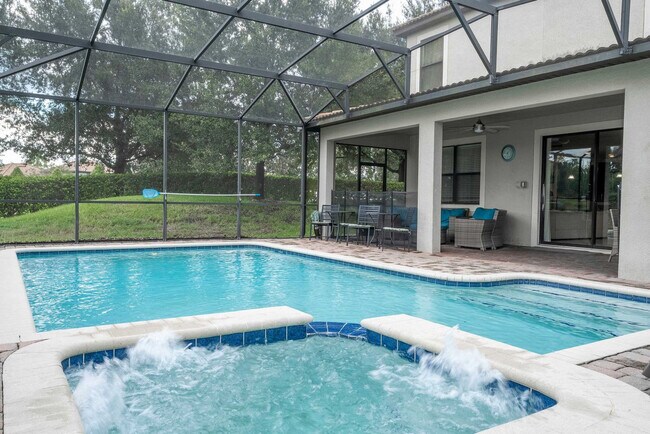Building Photo - 1400 Moon Valley Dr