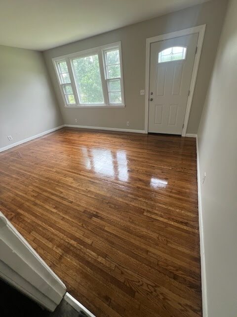 Building Photo - 339 Glenpark Dr