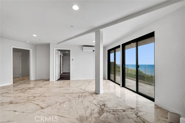 Building Photo - 1360 Baja St