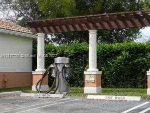 Building Photo - 9887 Baywinds Blvd