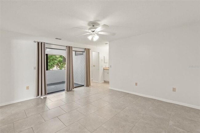 Building Photo - 2114 Bispham Rd