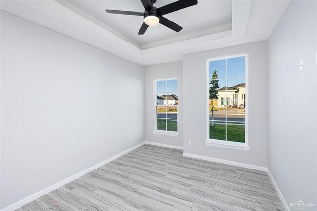 Building Photo - 19 Rabbit Run Ave