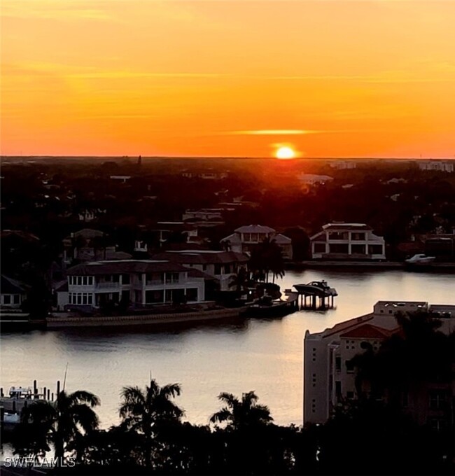 Building Photo - 4551 Gulf Shore Blvd N