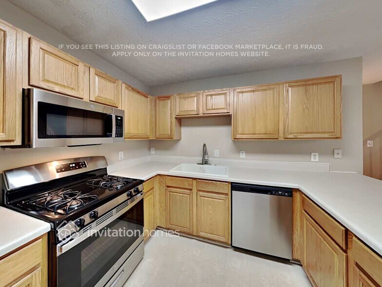 Building Photo - 6160 Mountain Top Pl