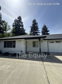 Building Photo - 1827 E Cambridge Ct