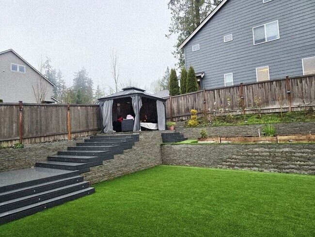 Building Photo - Beautiful 4-Bedroom Lake Stevens Home on a Corner Lot