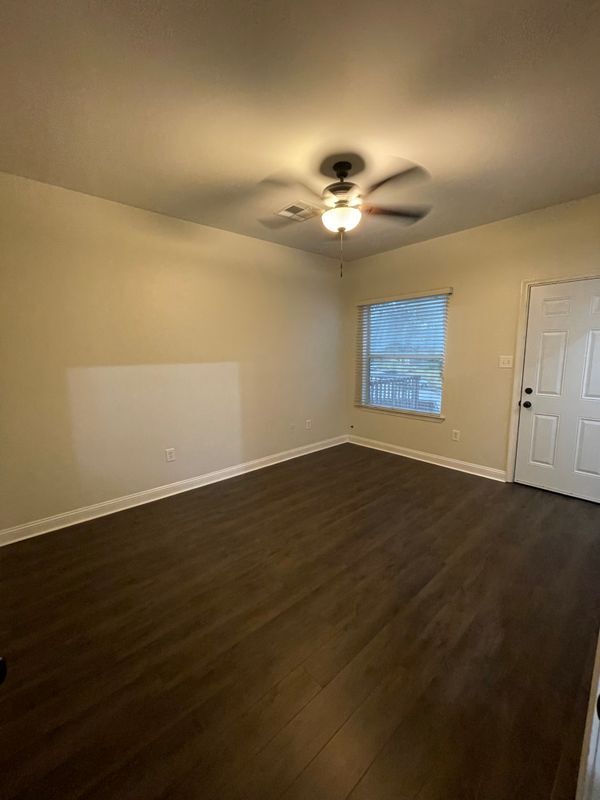 Building Photo - 39 Houmas Pl