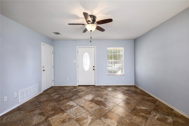 Building Photo - 12808 Chime Dr