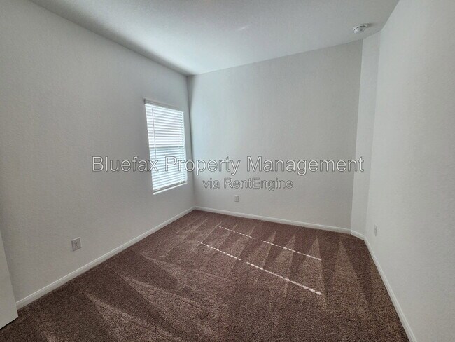 Building Photo - 13907 Sickle Rdg