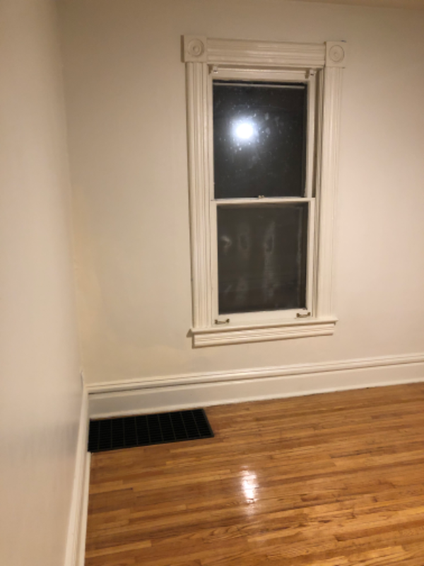 Building Photo - 2207 Latham St