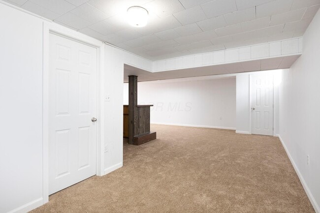 Building Photo - 6600 New Albany-Condit Rd