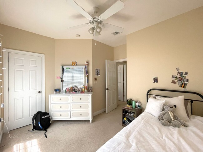 Building Photo - LOCATION