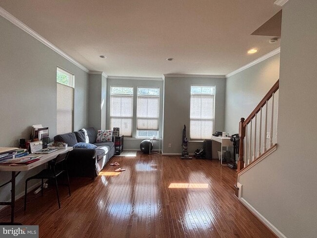 Building Photo - 9462 Canonbury Square
