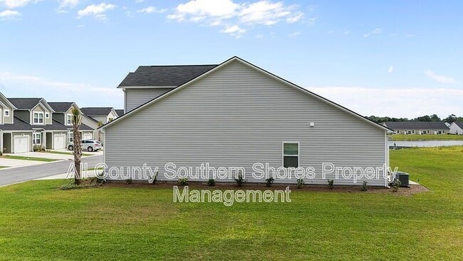 Building Photo - 136 Talladega Dr