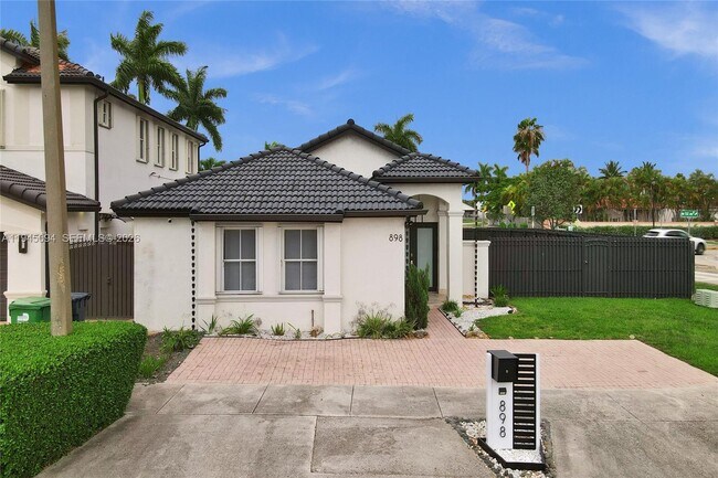 Building Photo - 898 NW 131st Ave