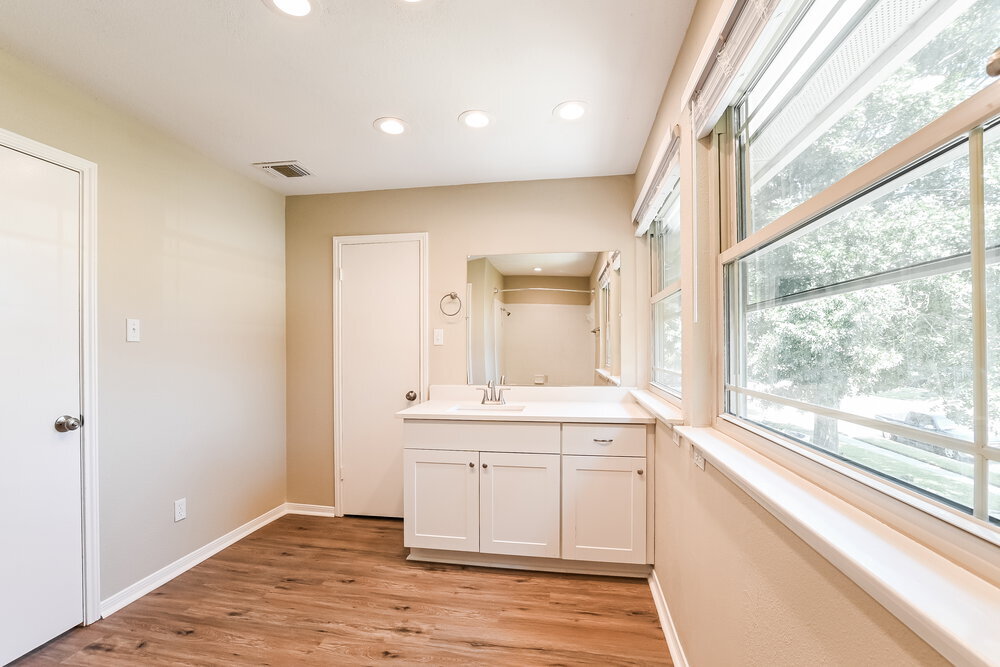 Building Photo - 2511 Owens Cross Dr